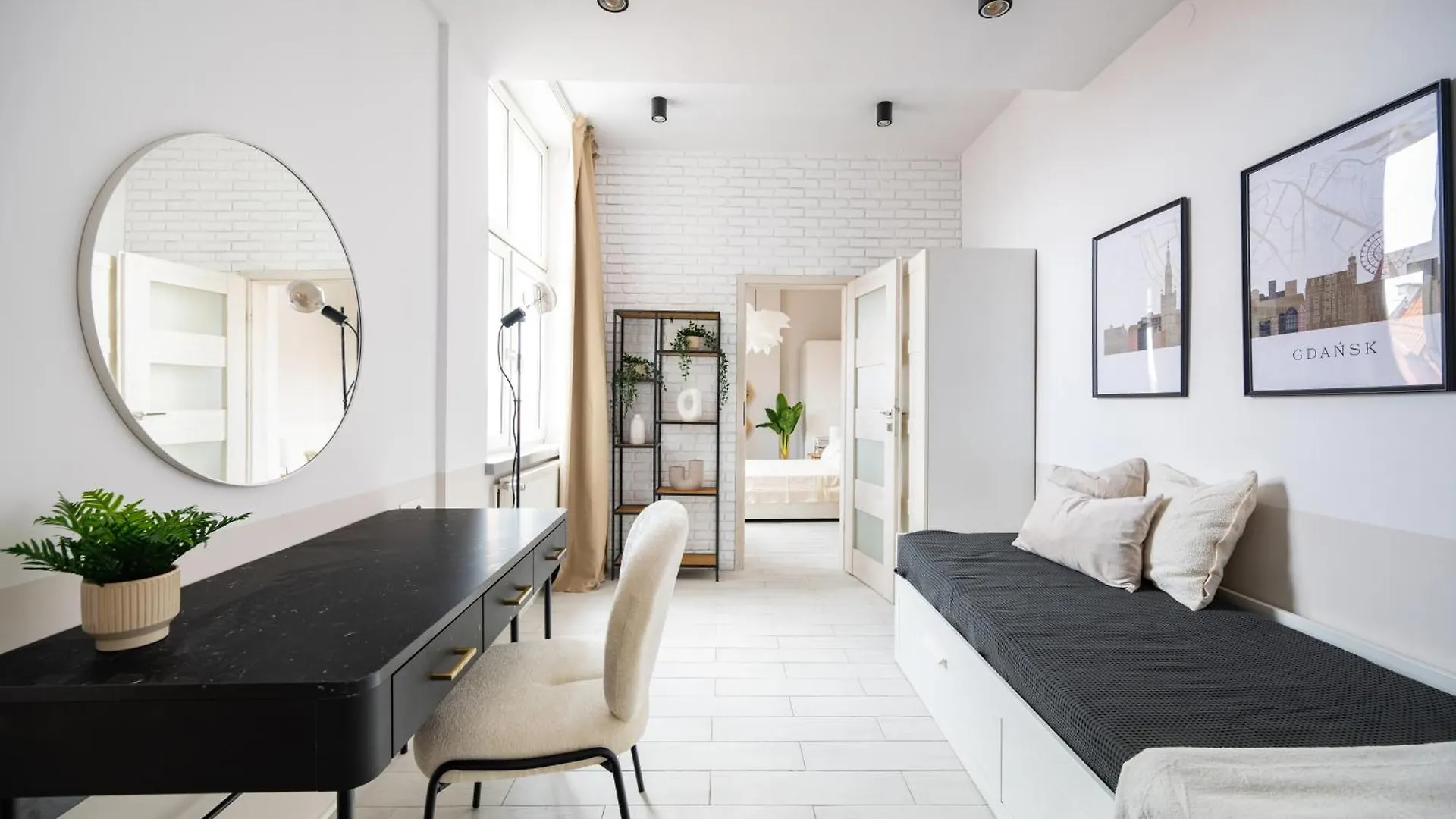 Stunning Apartment With Balcony Gdańsk